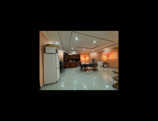 5 BEDROOM HOUSE FOR SALE IN MPOPHOMENI